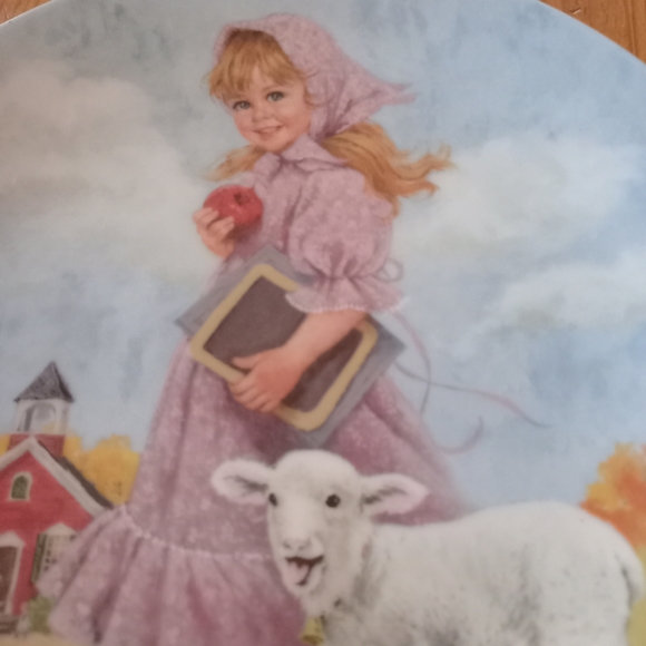 Collectable plate, Mary Had a Little Lamb 1985 - Picture 2 of 4